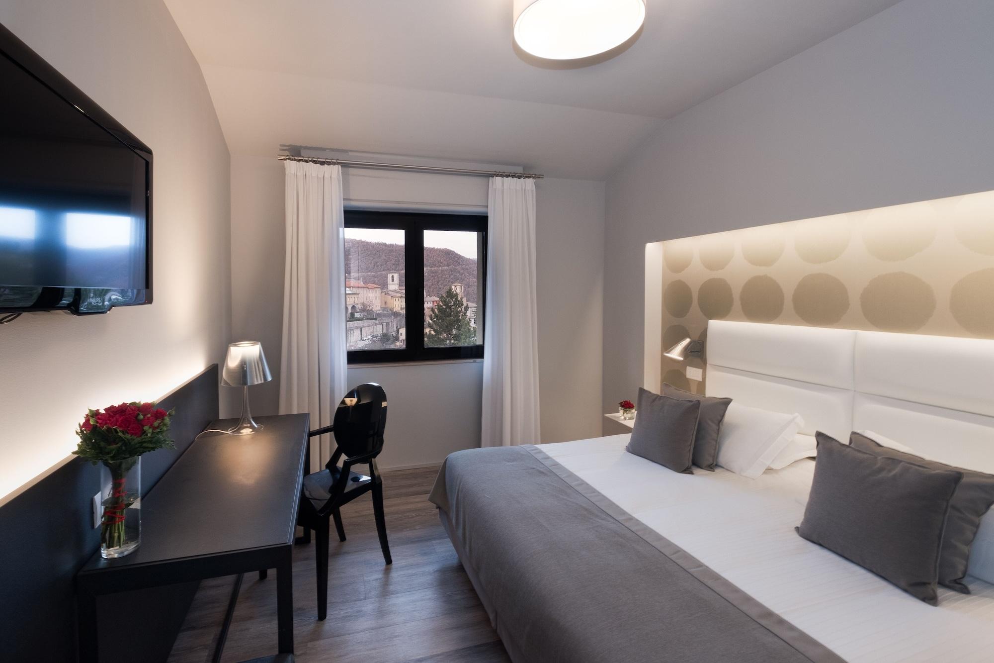 Hotel Monte Meraviglia Cascia Bagian luar foto