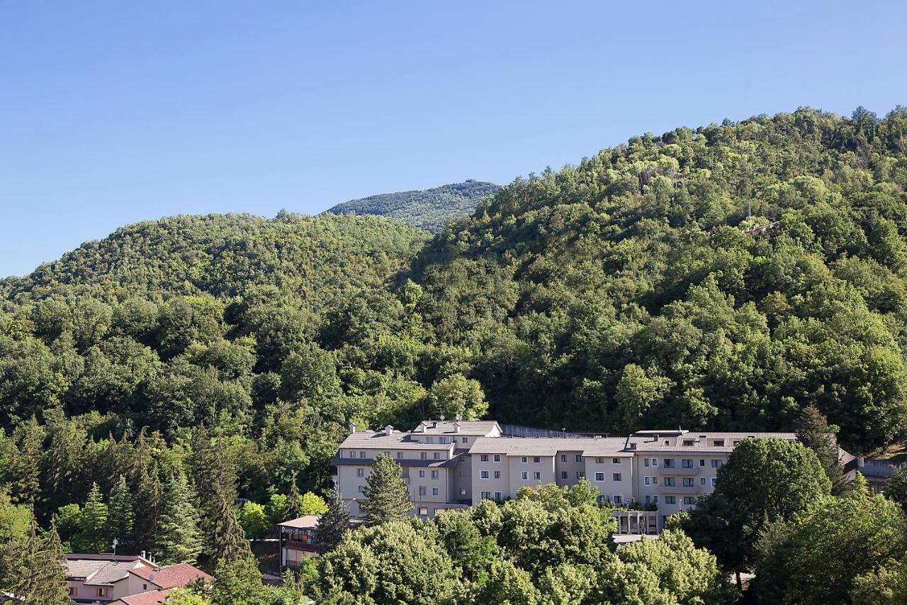 Hotel Monte Meraviglia Cascia Bagian luar foto